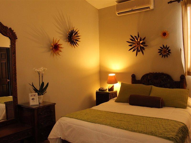 La Del Angel Bed & Breakfast San Salvador