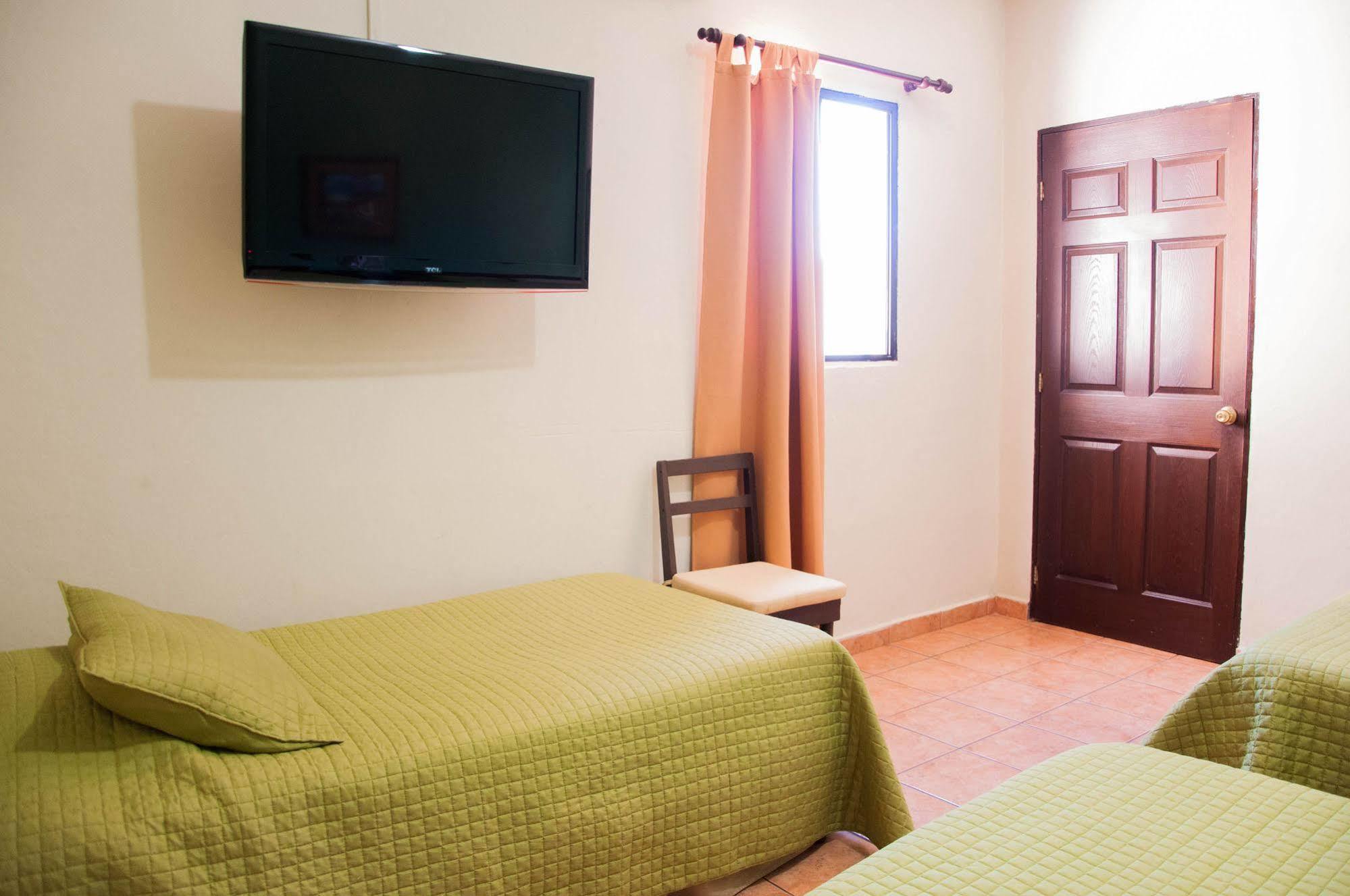 Bed & Breakfast La Del Angel 3*