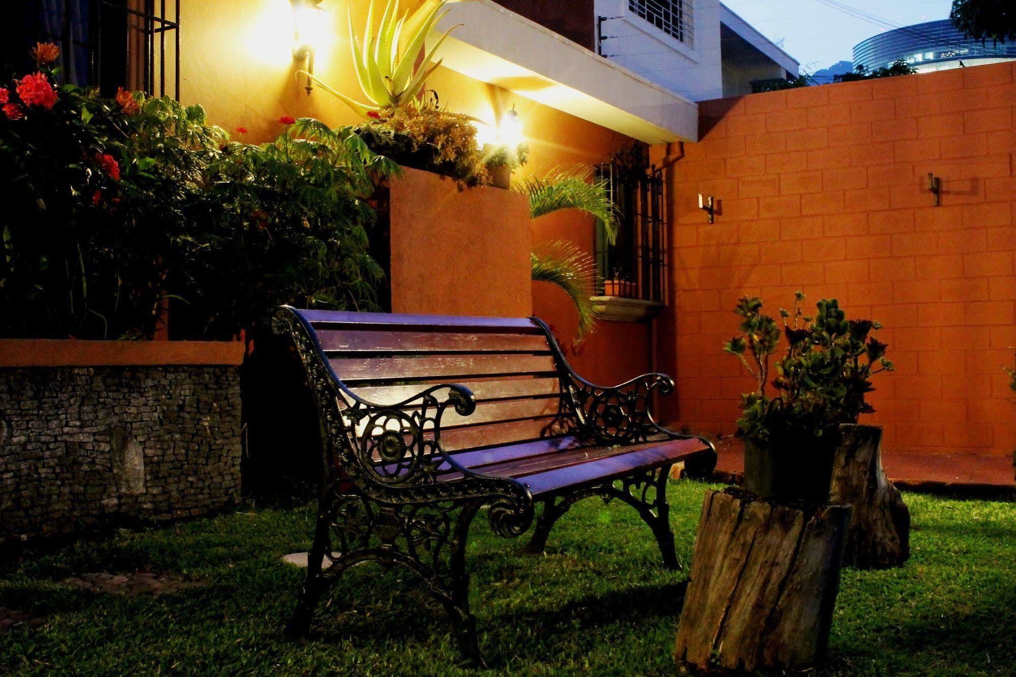 La Del Angel Bed and breakfast San Salvador